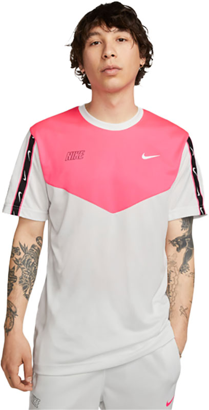 Nike Sportswear Repeat Tee