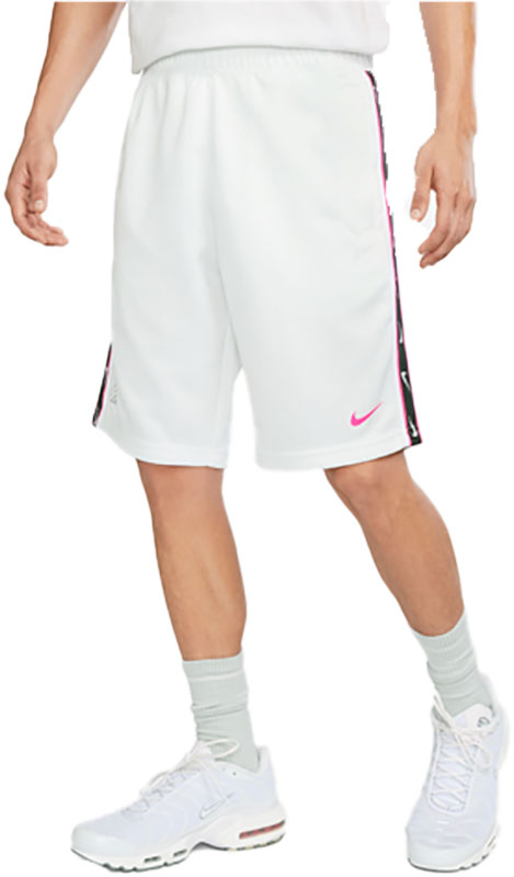 Nike Sportswear Repeat Short
